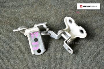 Петли на дверь задние правые Toyota COROLLA AXIO 2007