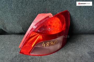 Запчасть стоп-сигнал задний правый Toyota VITZ 2006
