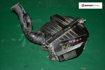 Корпус воздушного фильтра Nissan WINGROAD 2003