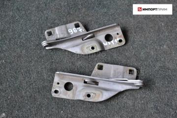 Кронштейн капота Nissan WINGROAD 2003