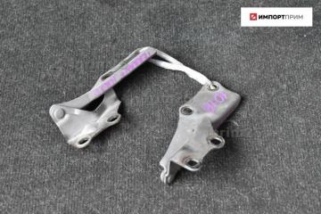 Кронштейн капота Nissan TERRANO 2002