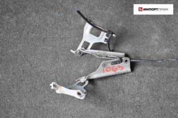 Кронштейн капота Honda FIT