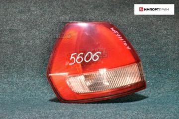 Запчасть стоп-сигнал задний левый Nissan WINGROAD 2004