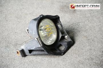 Запчасть туманка передняя правая Toyota PORTE 2005