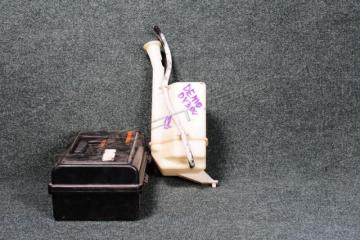 Запчасть бачок расширительный Mazda DEMIO 2002