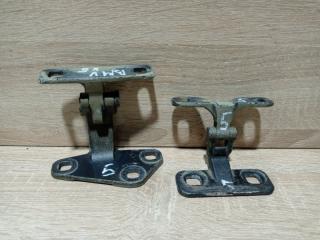 Запчасть петли на дверь передние правые Bmw X5 2005