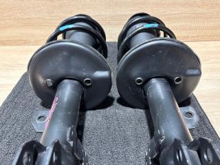 Стойка подвески передняя WISH 2005 ZNE10 1ZZFE