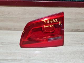 Запчасть вставка между стопов задняя правая Volkswagen TOURAN 2014