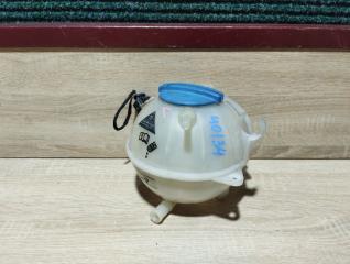 Запчасть бачок расширительный Volkswagen TOURAN 2014