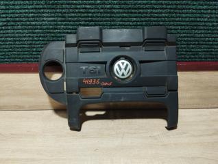 Пластиковая крышка на двс Volkswagen GOLF