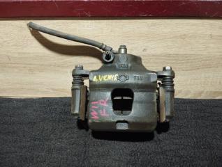 Запчасть суппорт передний правый Nissan AVENIR