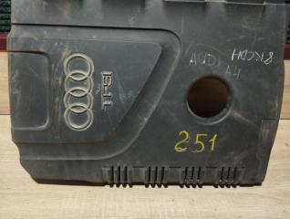 Пластиковая крышка на двс A4 2010 8K5 CDH