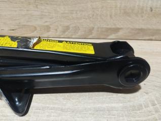 Домкрат WISH 2009 ZGE25 2ZRFAE
