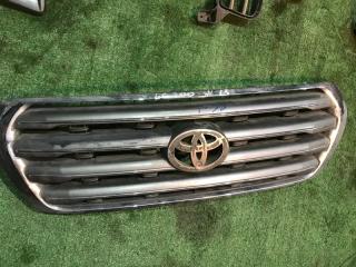 Решетка радиатора Toyota LAND CRUISER 200 2008-2012
