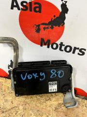 Блок управления efi TOYOTA VOXY