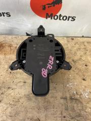 Мотор печки передний TOYOTA NOAH, VOXY, ESQUIRE ZWR80, ZRR80, ZRR85 2ZRFXE 2 ракурс