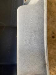 Планка под стоп правая TOYOTA NOAH, VOXY, ESQUIRE ZWR80, ZRR80, ZRR85, ZRR80G, ZRR80W, ZRR85G, ZRR85W, ZWR80G, ZWR80W 2ZRFXE, 3ZR-FAE 5216528010 4 ракурс