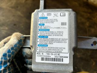 Блок управления airbag HONDA CR-V RM4, RM1 K24A, R20A 77960-T0A-J410-M3, 9K 2 ракурс