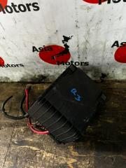 Фото запчасти блок предохранителей под капот AUDI Q3 контрактная запчасть Запчасть блок предохранителей под капот AUDI Q3