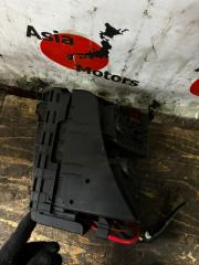 Блок предохранителей под капот AUDI Q3 8UB CPS 1K0937125A 2 ракурс