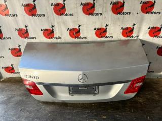 Крышка багажника Mercedes-Benz E-Class