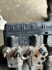 Блок abs MAZDA ATENZA, MAZDA6 GJ5FP PY-PVR 133800-0670, GHR1437A0 3 ракурс