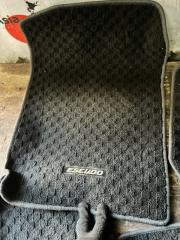 Коврики комплект SUZUKI ESCUDO TD54W, TD94W, TDA4W J20A 3 ракурс