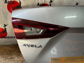 Крышка багажника MAZDA AXELA BM5FP, BM5AP, BM2FP, BMLFP, BM2AP, BYEFP P5-VPS, S5-DPTS, SH-VPTR, PE-VPH 2 MODEL 3 ракурс Крышка багажника MAZDA AXELA BM5FP, BM5AP, BM2FP, BMLFP, BM2AP, BYEFP P5-VPS, S5-DPTS, SH-VPTR, PE-VPH 2 MODEL 3 ракурс