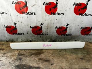 Запчасть накладка 5-й двери MITSUBISHI DELICA