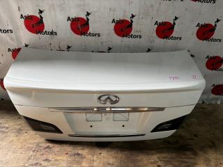 Крышка багажника INFINITI M35