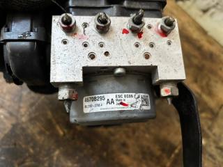 Блок abs MITSUBISHI OUTLANDER GG2W 4B11 4670B295 3 ракурс