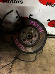 Запчасть ступица задняя правая Mercedes-Benz E-Class