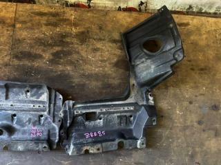 Защита двигателя TOYOTA VOXY, NOAH, ESQUIRE ZRR80G, ZRR80, ZRR80W, ZRR85, ZRR85G, ZRR85W, ZWR80 3ZR-FAE 5144228160, 5144228180 3 ракурс
