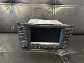 Запчасть магнитофон Mercedes-Benz E-Class