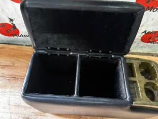 Бардачок между сиденьями MITSUBISHI DELICA PD6W, PE6W, PF6W, PB4W, PC4W, PA5W, PB5W, PC5W, PD8W, PE8W, PF8W 6G72 4 ракурс