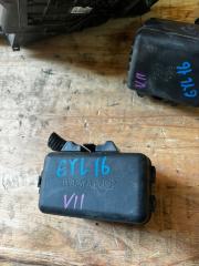 Блок предохранителей LEXUS RX450H GYL15, GYL16, GYL10 2GR-FXE 2 ракурс
