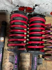 Стойка передняя SUZUKI ESCUDO, GRAND VITARA TD54W, TD94W, TA74W, TDA4W, TDB4W J20A KOMPLEKT 4 ракурс