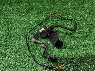 Датчик уровня кузова задний TOYOTA HARRIER ASU60W, ZSU65W, ZSU60W, ASU65W, AVU65W 8ARFTS 2 ракурс