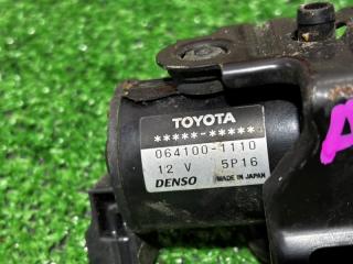Помпа печки TOYOTA ESTIMA AHR20W 2AZ-FXE 0641001110 2 ракурс