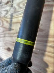 Амортизатор задний TOYOTA VOXY, NOAH, ESQUIRE ZWR80G, ZWR80W, ZWR80 2ZR-FXE PARA 5 ракурс