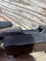 Подушка акпп HUMMER H2 LQ4 15113134 4 ракурс