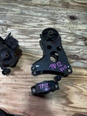 Подушка двигателя NISSAN PRIMERA TP12, WTP12, P12 QR20DE SET 2 ракурс