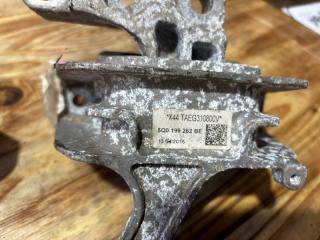 Подушка двигателя Volkswagen PASSAT 3G5, 3G2 CZE 5Q0199555R, 5Q0199262BE, SET 4 ракурс