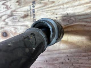 Карданный вал передний MITSUBISHI PAJERO V75W, V65W 6G74 MR580390 5 ракурс Карданный вал передний MITSUBISHI PAJERO V75W, V65W 6G74 MR580390 5 ракурс