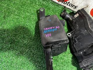 Блок предохранителей правый TOYOTA CAMRY AXVH70, ASV70, AXVH75, ASV71, GSV70, MXV70 A25A-FXS 1 ракурс