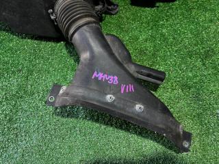 Корпус воздушного фильтра TOYOTA HARRIER MHU38W 3MZ-FE 17700-20220, 2220422010 2 ракурс