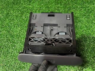 Подстаканник MITSUBISHI DELICA PE8W 4M40TE MB939409 2 ракурс