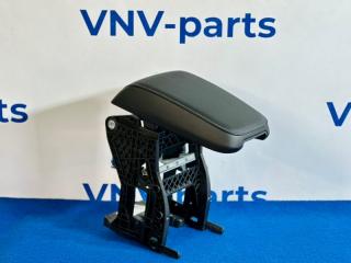 Запчасть центральный подлокотник Skoda Karoq 2023