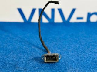 Запчасть разъем на датчик бачка омывателя Mercedes-Benz M-Class 2005