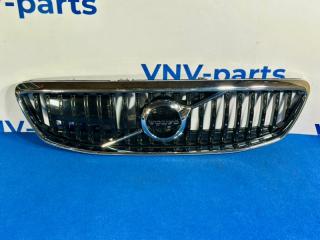 Запчасть решетка радиатора Volvo V40 Cross Country 2018 31425349 контрактная Решетка радиатора Volvo V40 Cross Country 2018 31425349 контрактная